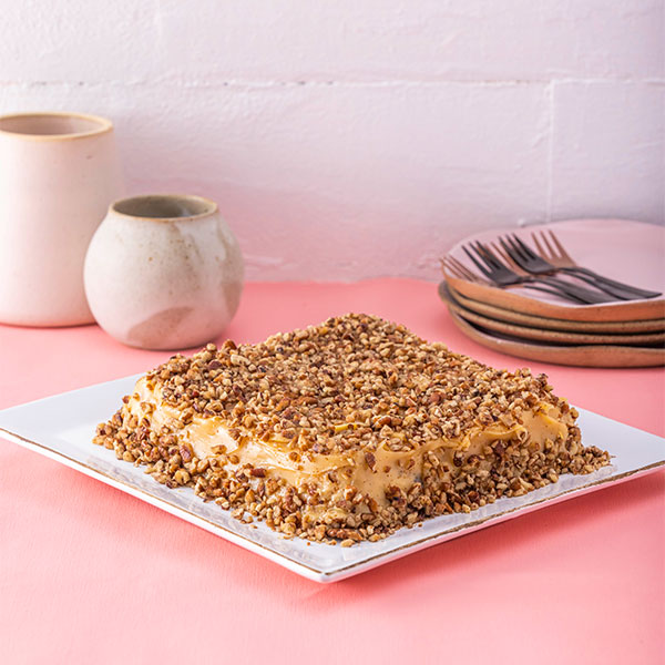 BOLO DE SORVETE PAVÊ DE NOZES